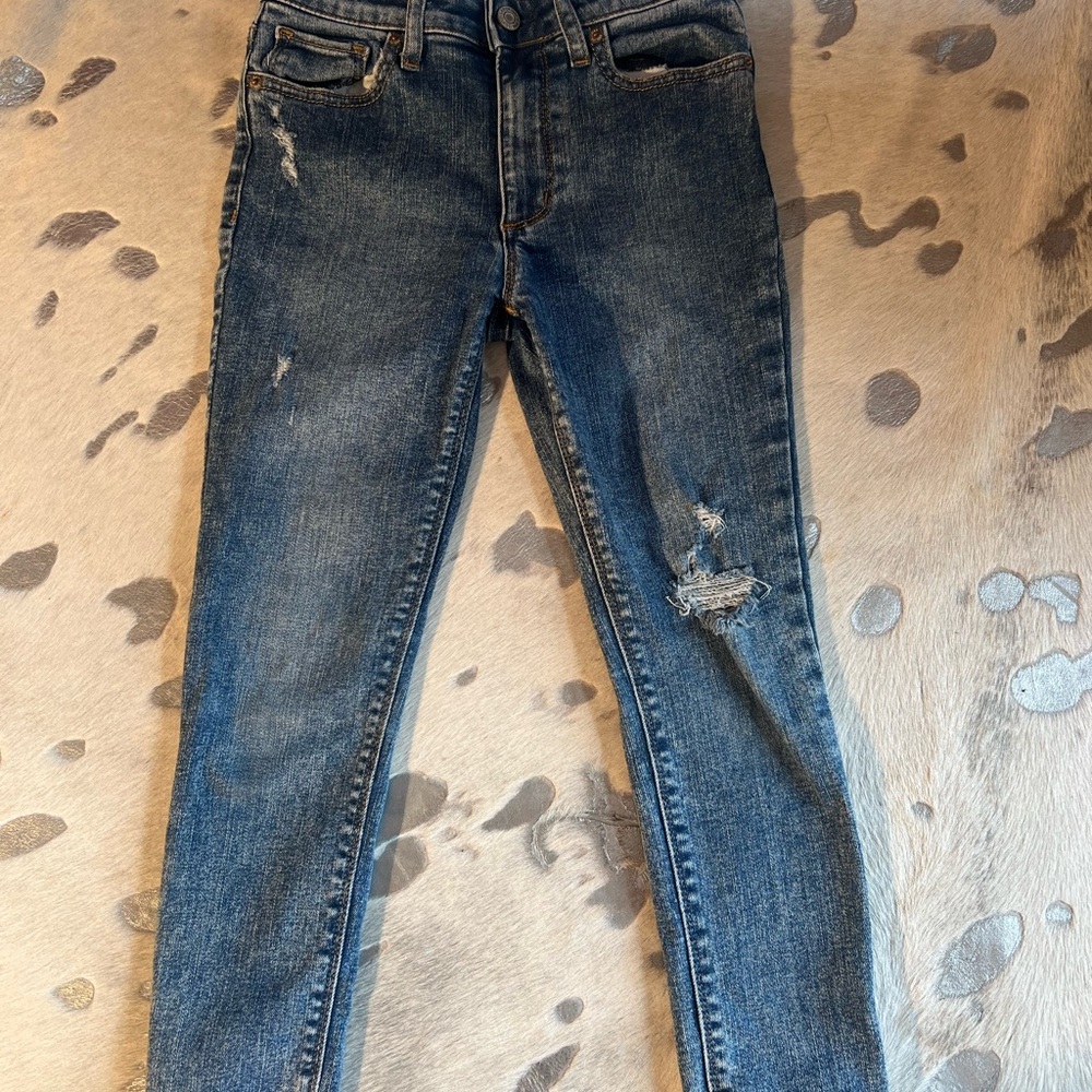 Distressed Blue Kids 🧒🏽 Jeans